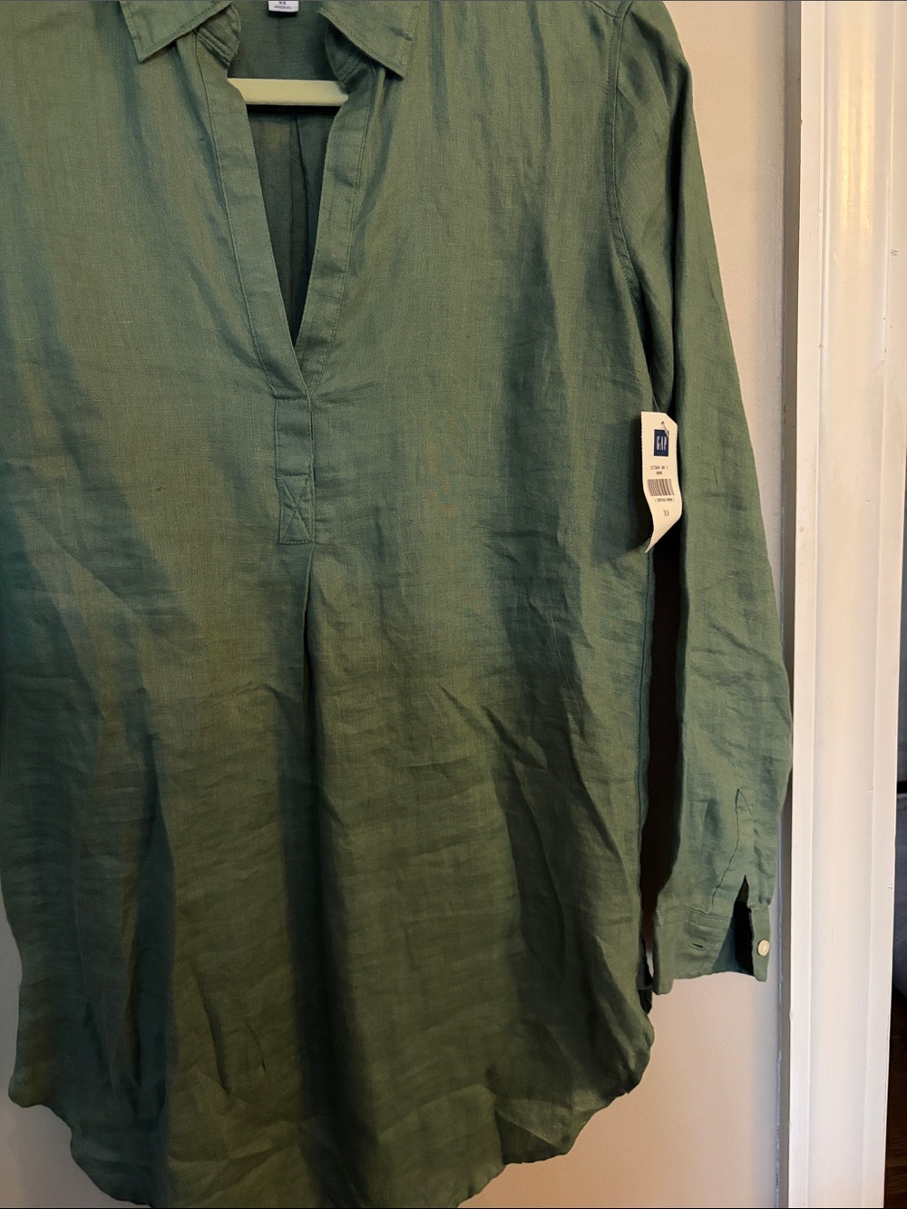 GAP Olive Green Women's Split V-Neck Tunic - Picture 4 of 5